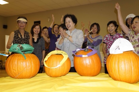 Golden Crane Senior Center, 2013
