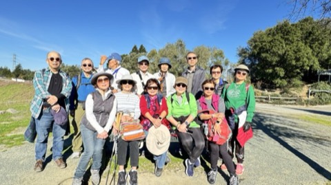 Golden Crane Hiking Club